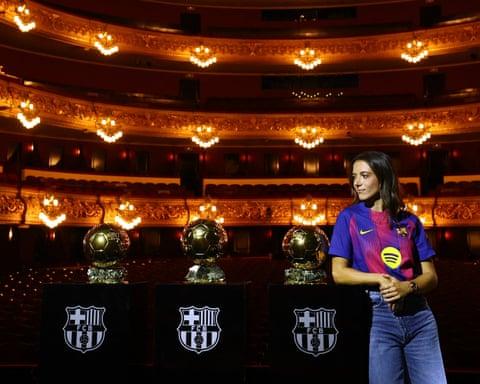 Aitana Bonmatí and her three Ballon d’Or awards at the Liceu Theater in Barcelona.