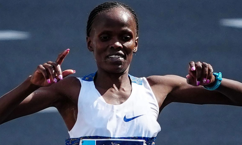 Brigid - Kosgei - Sets - Tokyo - Marathon Course Record