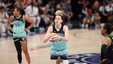 Breanna Stewart prepares a free throw for New York Liberty in the 2024 WNBA Finals