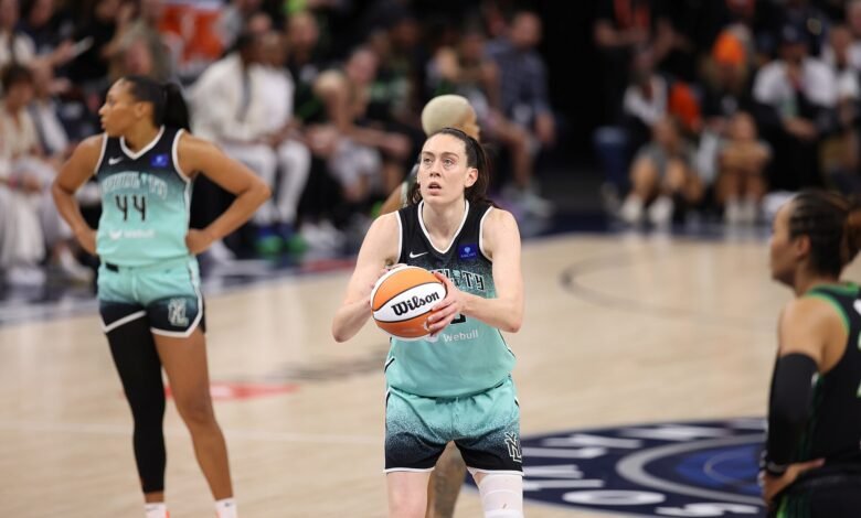 Breanna Stewart prepares a free throw for New York Liberty in the 2024 WNBA Finals