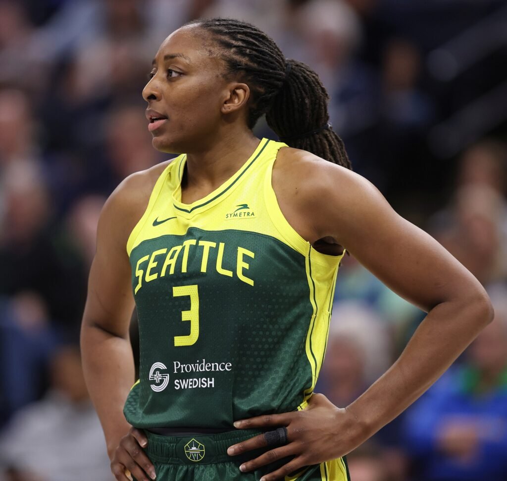 Nneka Ogwumike, winner of the sportsmanship award with Seattle in 2025